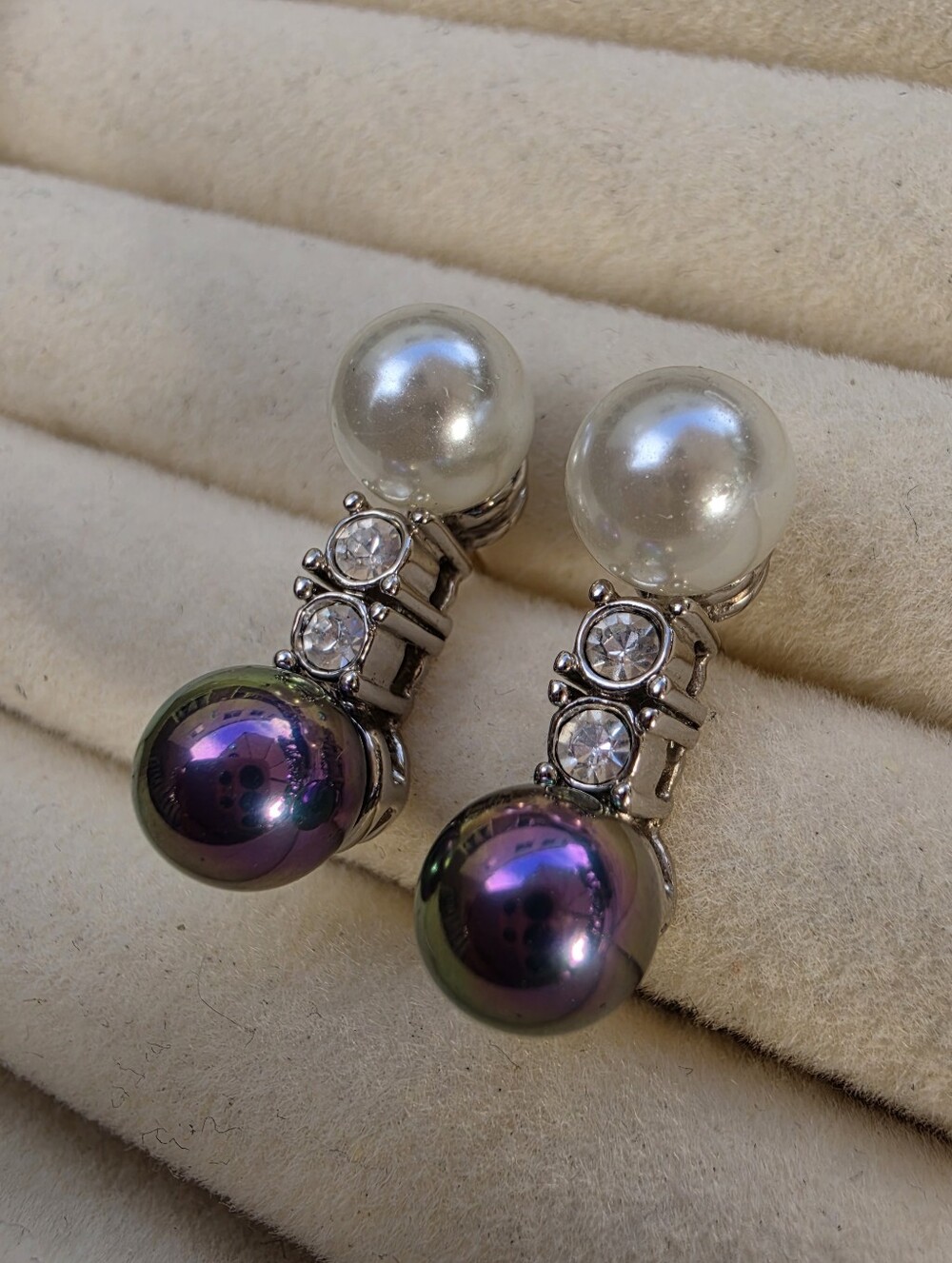 Butler: Vintage Elegant White & Iridescent Purple Pearl 14K Post Earrings